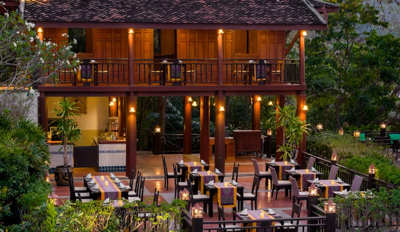 Ruan Thai Restaurant Evening Decorations